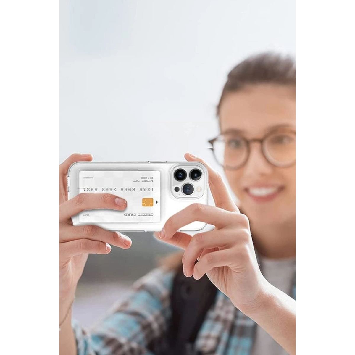Apple İphone 15 Pro Kılıf Kart Şeffaf Silikon - Şeffaf