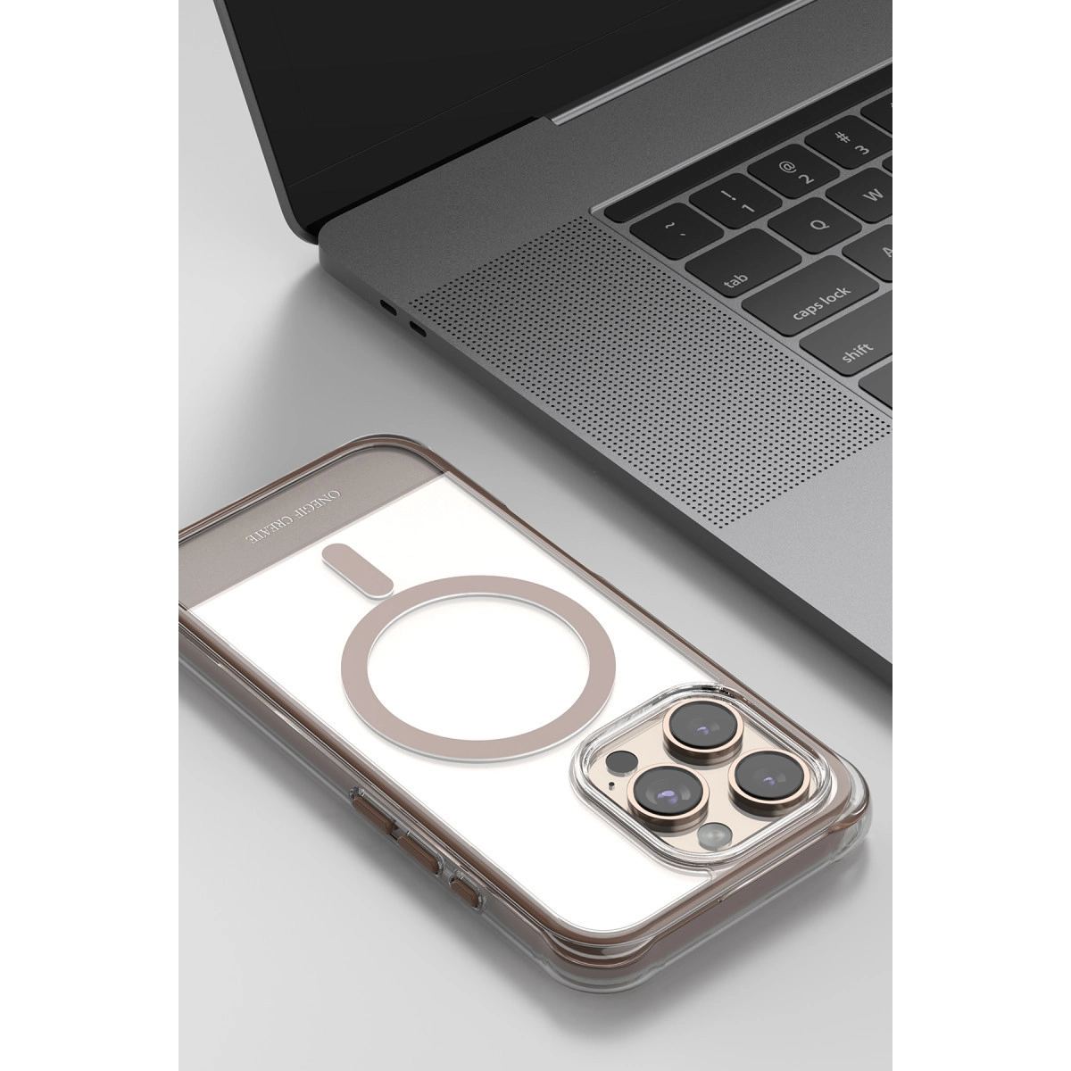 Onegif Apple İphone 16 Hulk Magsafe Kapak - Çöl Titanyum