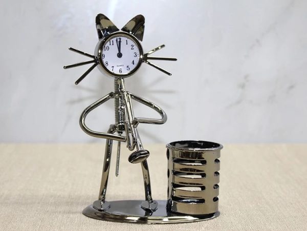 mdn-kh002k-aalk4346_metal-saksafon-calan-kedi-muzisyen-saat-ve-kalemlik-alk4346-141886737-sw750sh564-18t1oanr.jpg Metal Saksafon Çalan Kedi Müzisyen Saat Ve Kalemlik Alk4346